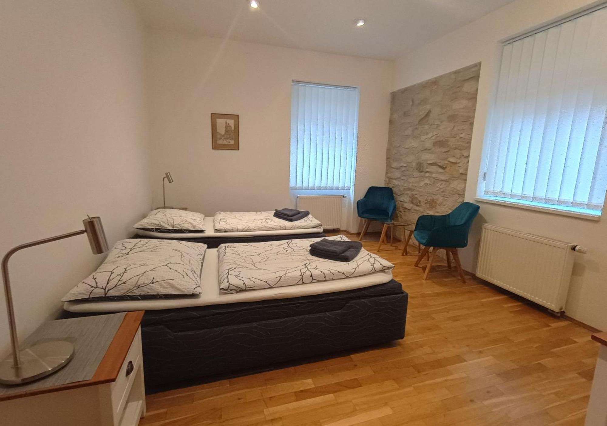 Apartments Karlin Прага Экстерьер фото